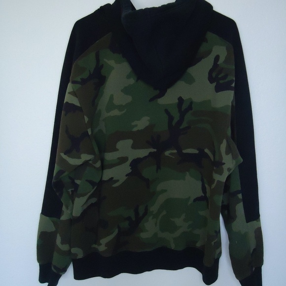Nike Air Jordan Camo Print (Olive Green) Hoodie/Sweatshirt/Pullover - Size L - Picture 2 of 8